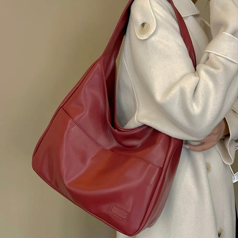 Ada Bag lifestyle gallery image 2