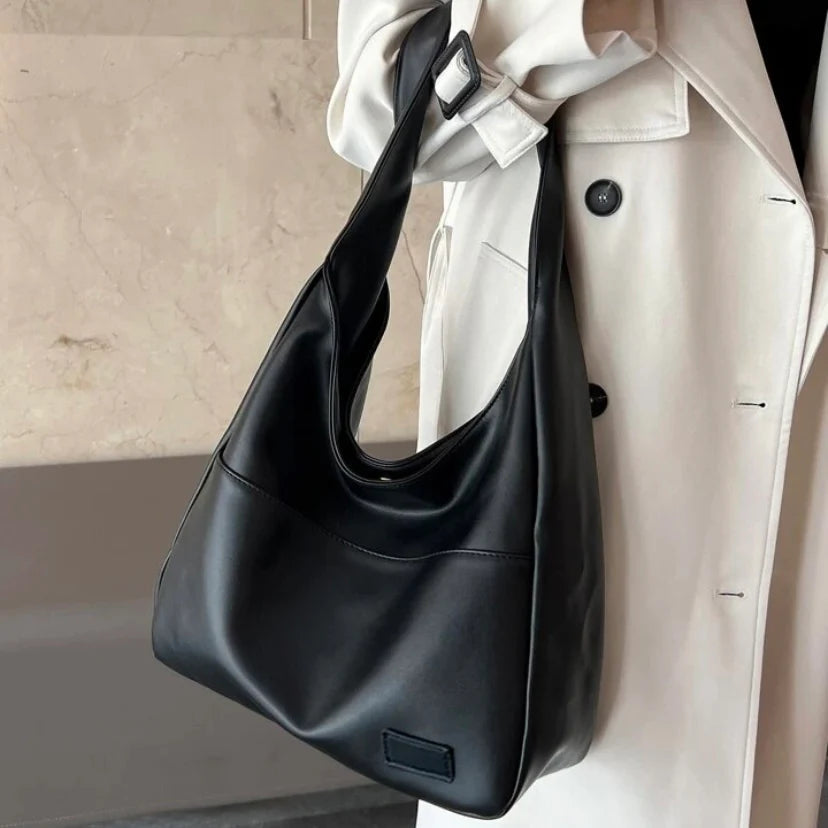 Ada Bag lifestyle gallery image 1